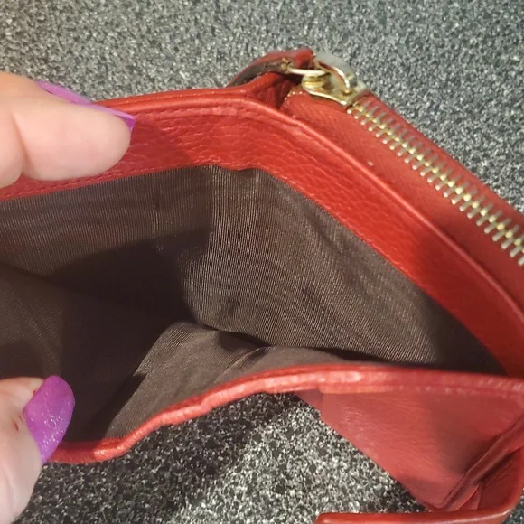 Gucci Monogram Zip-around Wallet - Picture 6 of 13